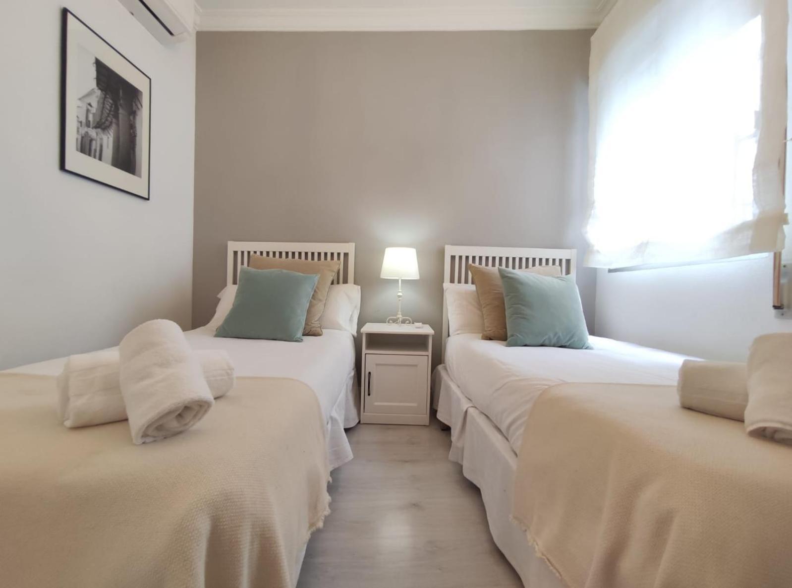 Covadonga Suite Home Sevilla Exterior foto